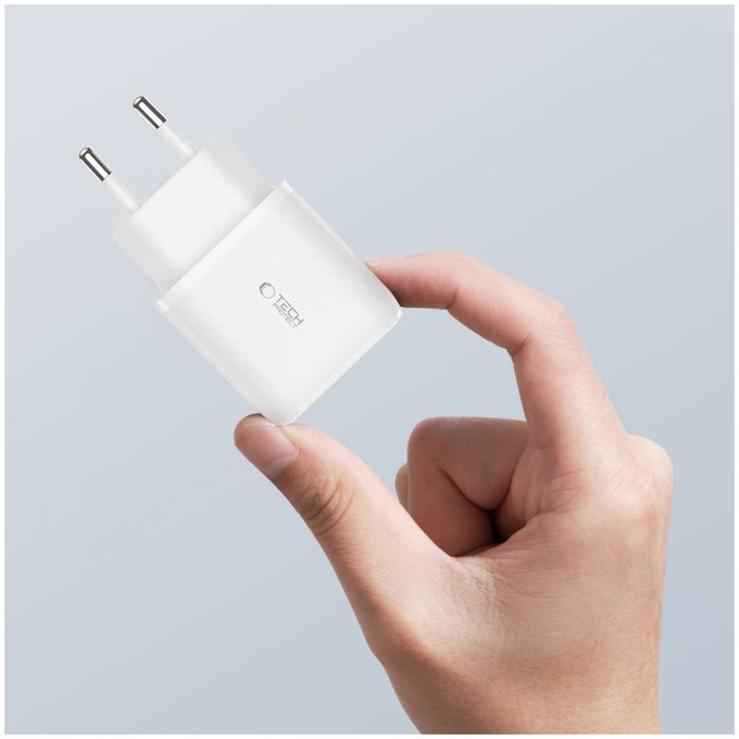 Φορτιστής δικτύου C20W 2-PORT PD 20W / QC3.0 + Lightning Cable, λευκή, Tech-Protect