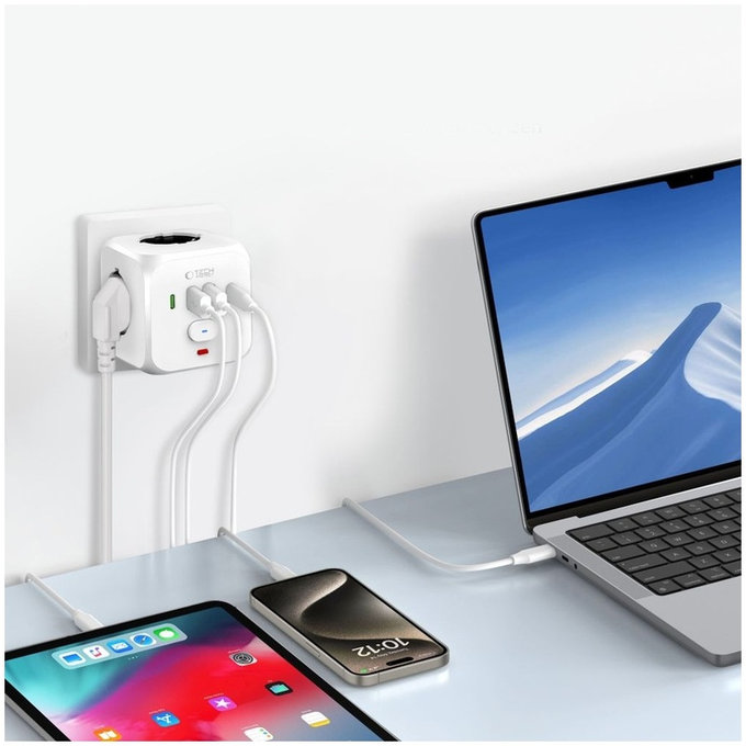 Φορτιστής δικτύου PCL3X4 Power Socket 2 USB & 2 USB-C & 3 Socket, λευκή, Tech-Protect
